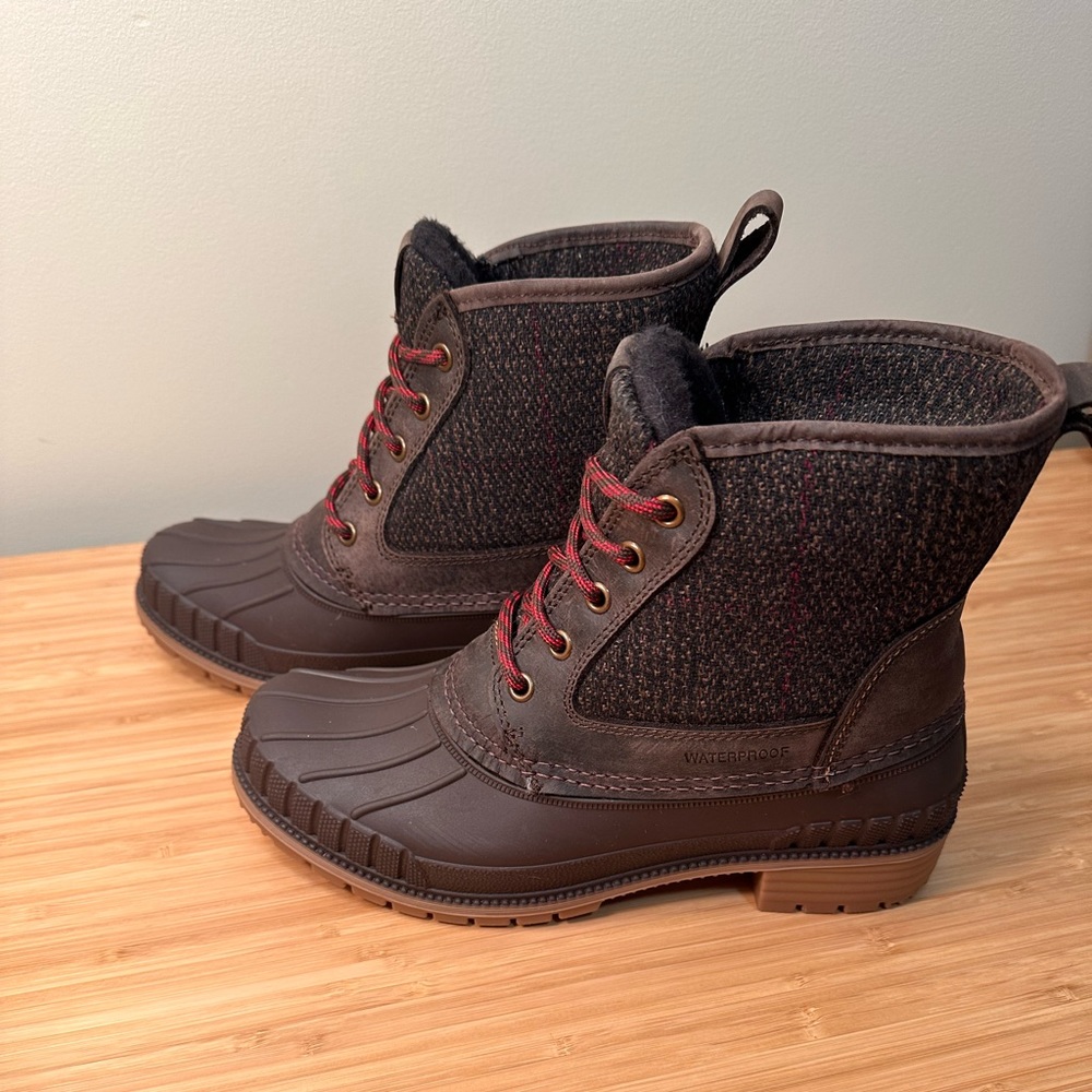 Women’s kamik winter boots